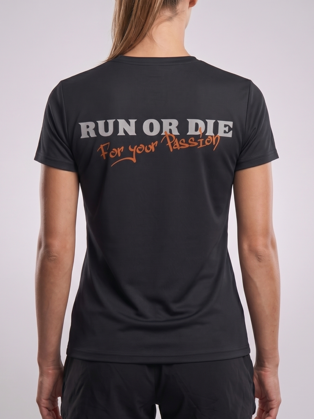 Женская футболка RUN OR DIE