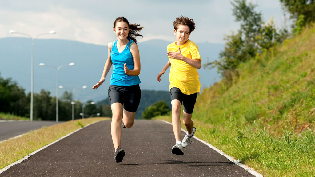 8-Running.jpg 8-Running-Tricks-I-Wish-I-Knew-When-I-Was-a-Kid-thumb1.jpg